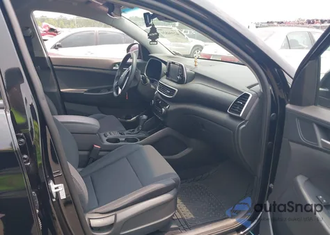 2020 Hyundai Tucson Value z USA, uszkodzony, nr VIN KM8J3CA40LU207298